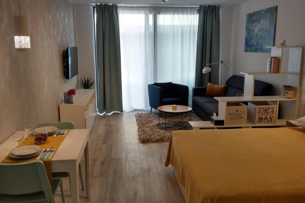 Maria, Modern With Private Parking Apartment Dubrovnik